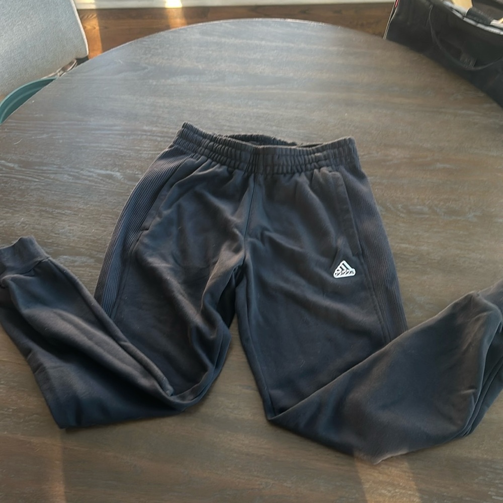 Barely worn adidas men’s sweatpants